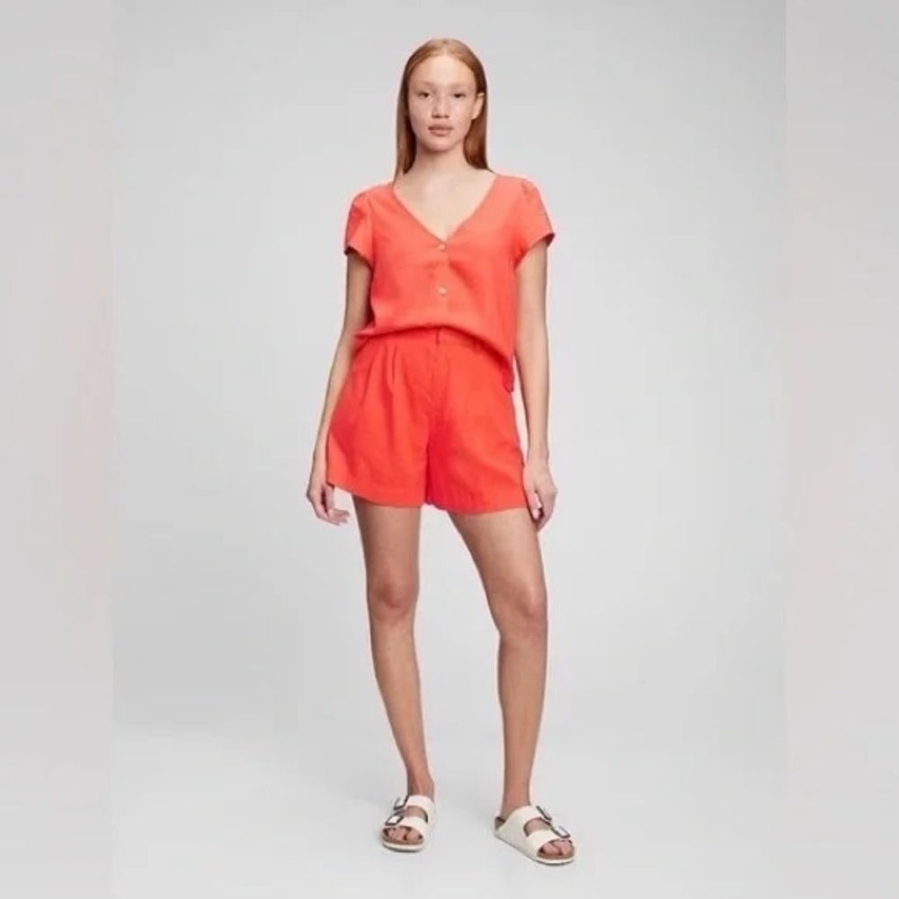 Gap blood orange coral linen shorts 12 Tall